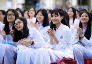 Con-gai-thi-khoi-B-nen-chon-nganh-gi-on-dinh-va-co-thu-nhap-cao