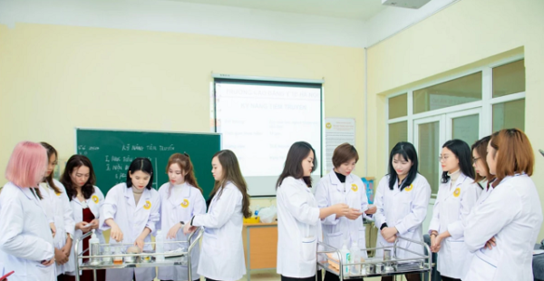 Học phí Cao đẳng Y sĩ đa khoa hiện nay là bao nhiêu?